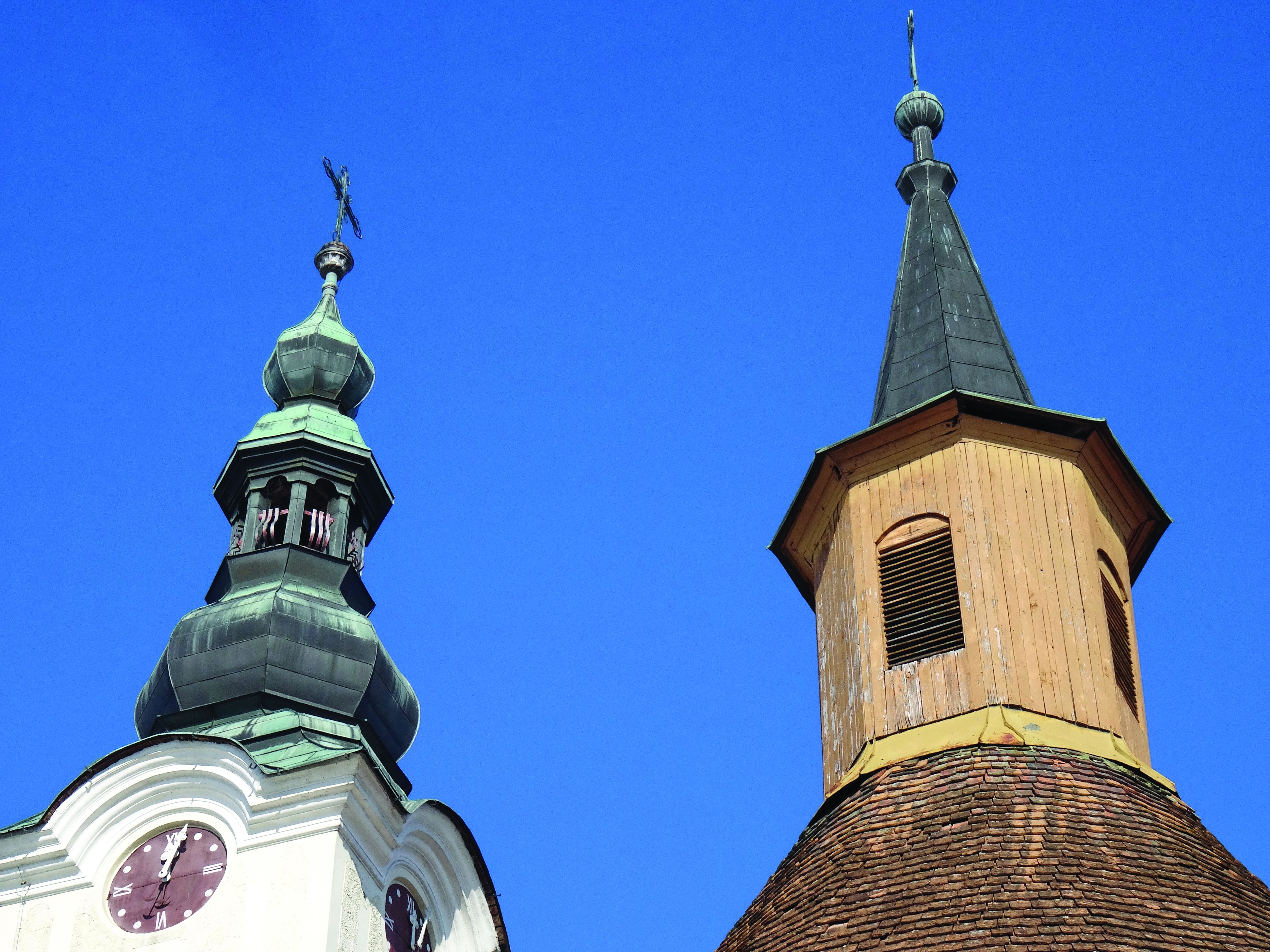 <p>zvonik župne crkve sv. Vida Mučenika i zvonik prigrađene kapele sv. Barbare</p>