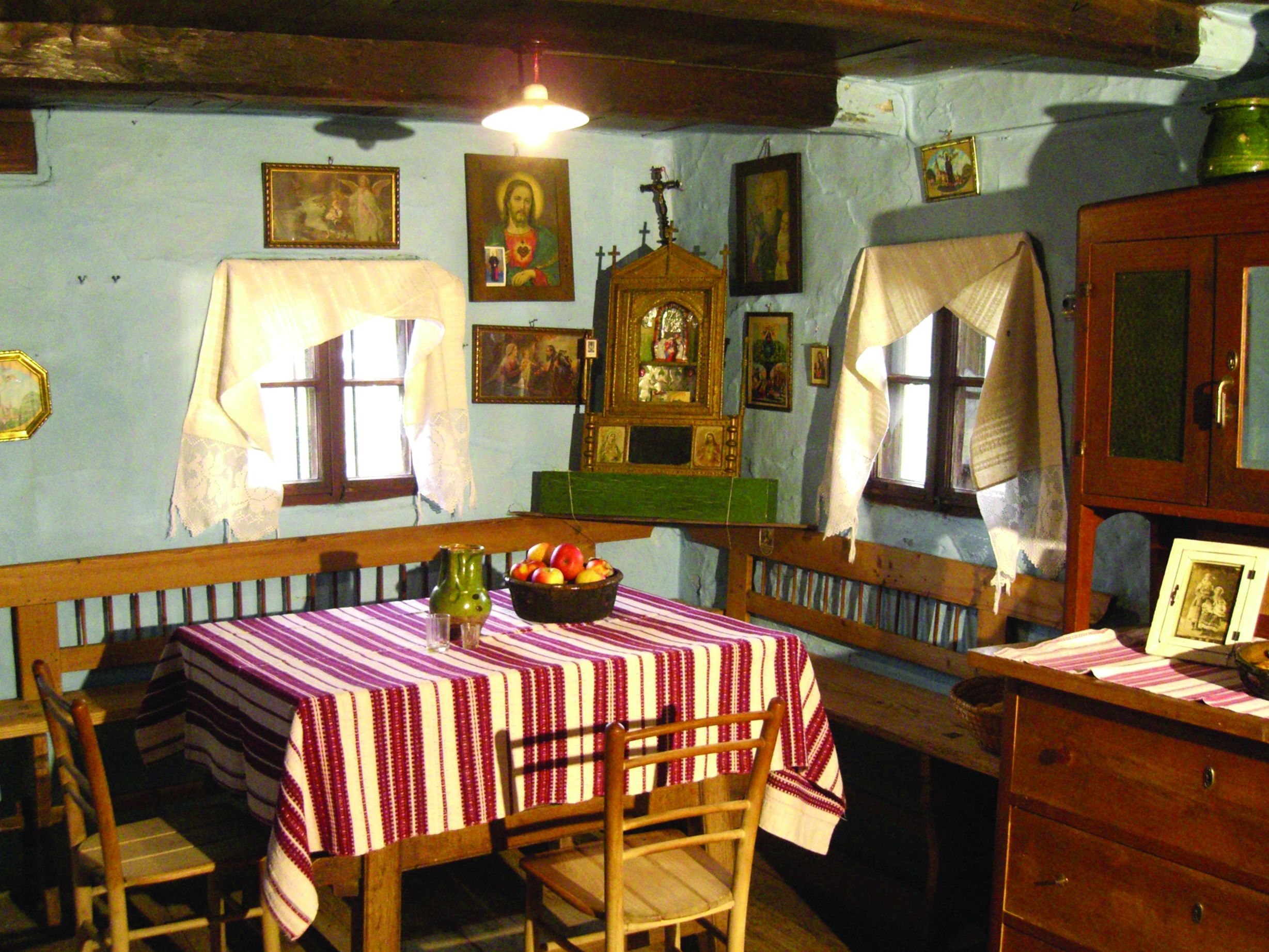 <p>unutra&scaron;njost zagorske <em>hiže,</em> Donja Bistra</p>