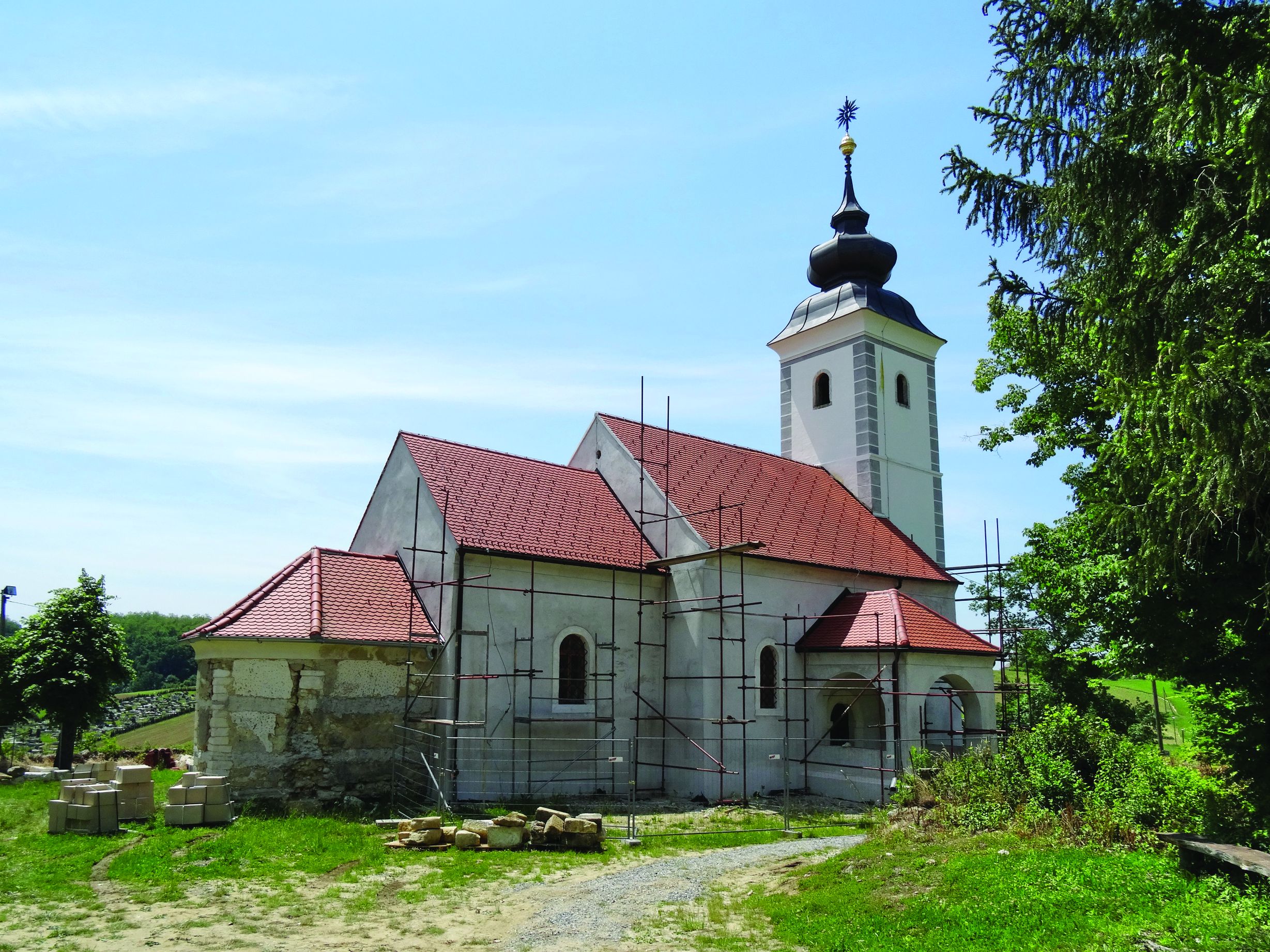 <p>kapela sv. Petra, XV&ndash;XVIII. st.</p>