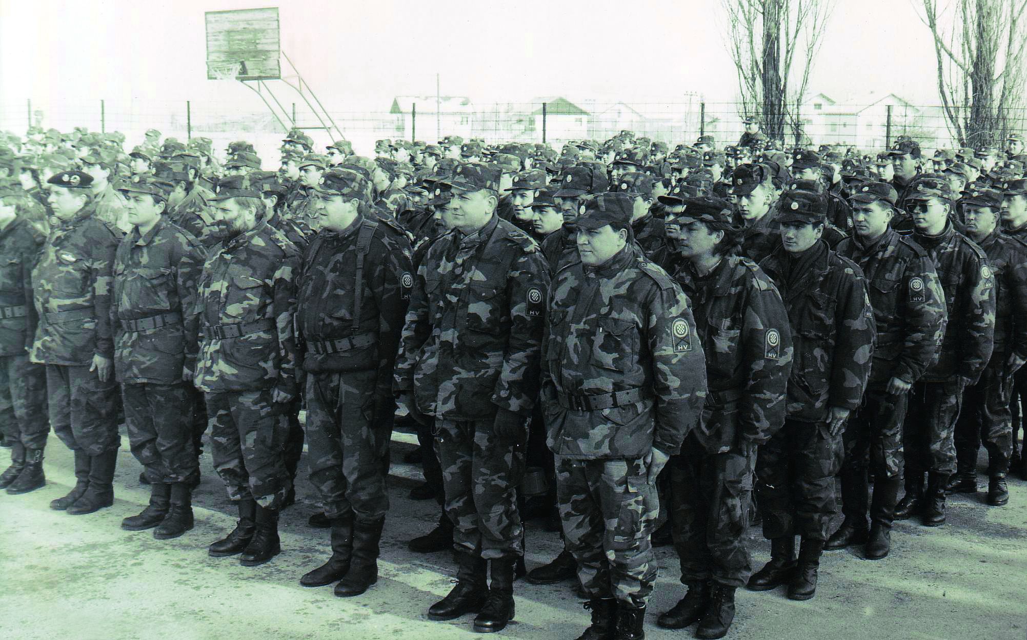 <p>svečana prisega 103. brigade Hrvatske vojske, 1992.</p>