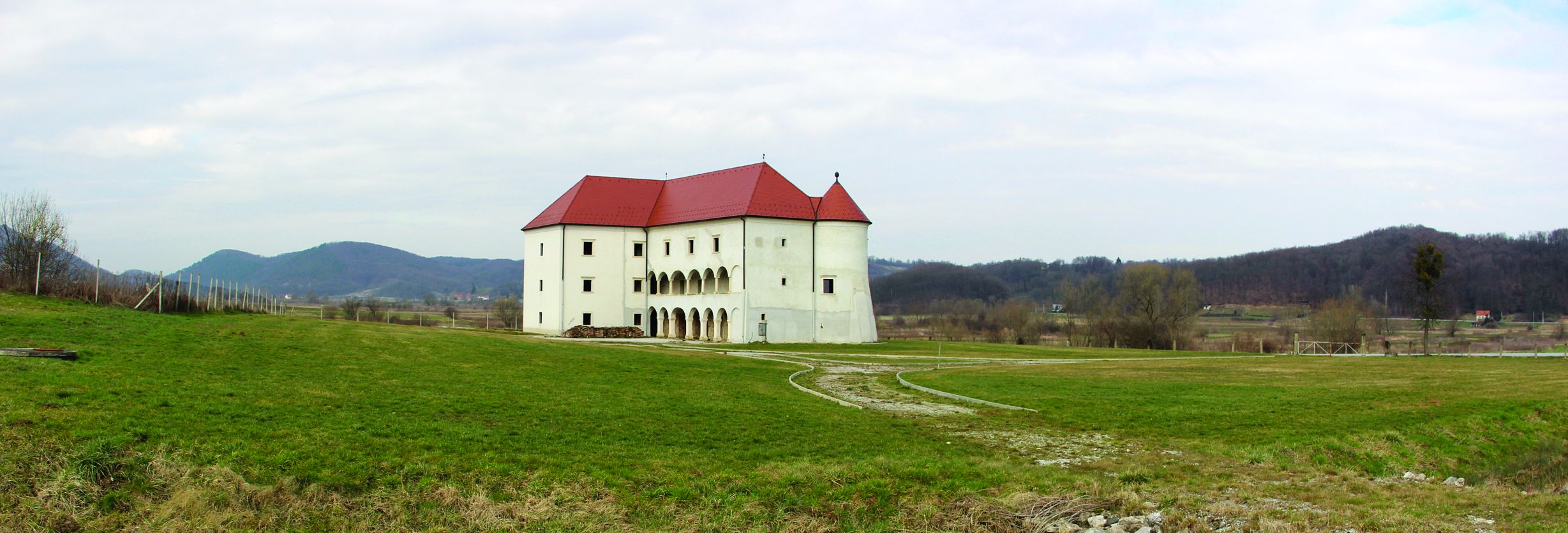 <p>dvorac Bela II.</p>