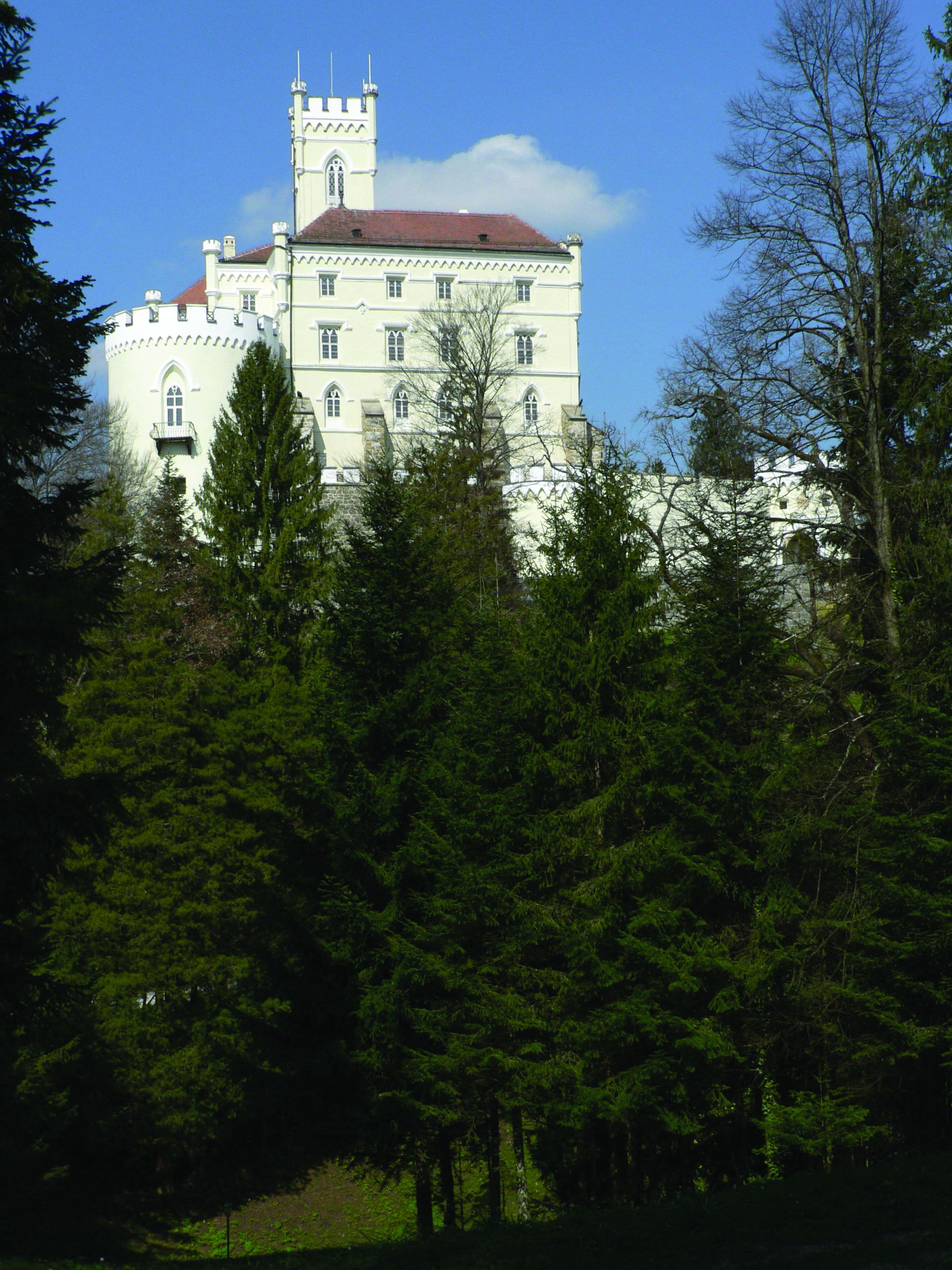 <p>utvrda i dvorac, XIII&ndash;XIX. st.</p>