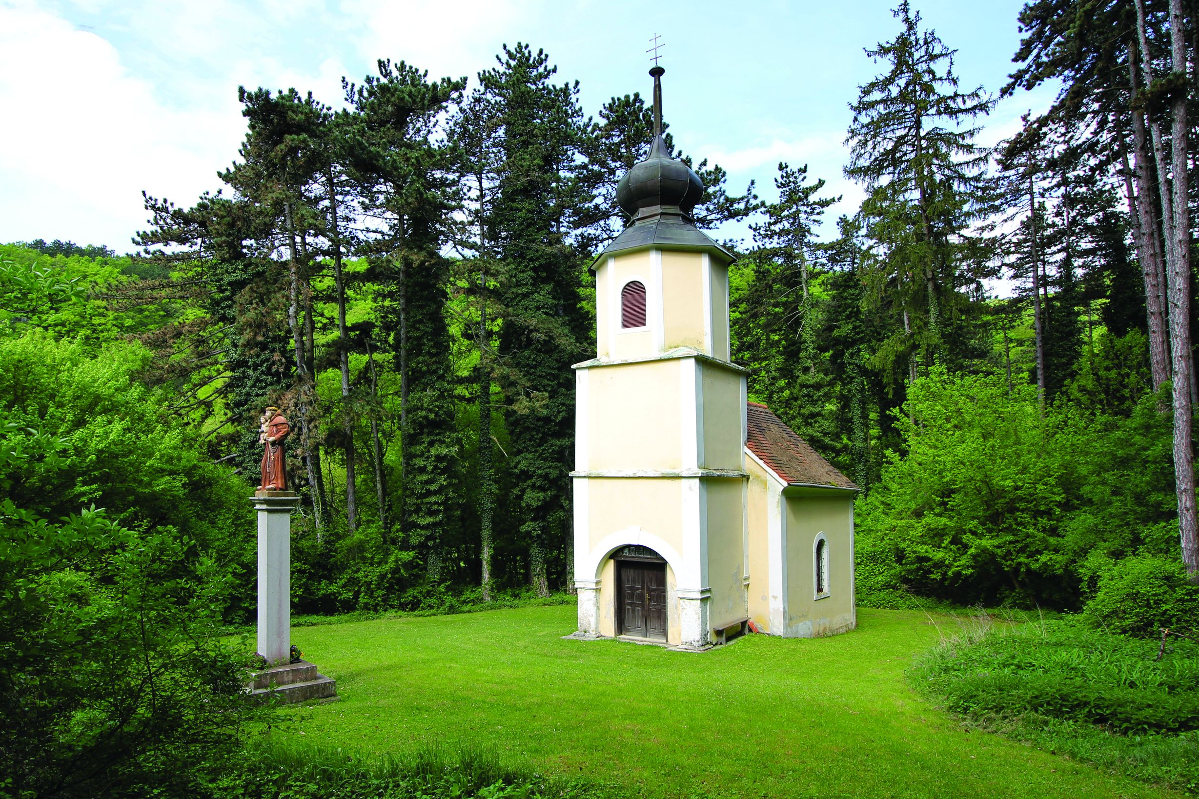 <p>kapela sv. Antuna Padovanskoga, 1703, Lobor</p>