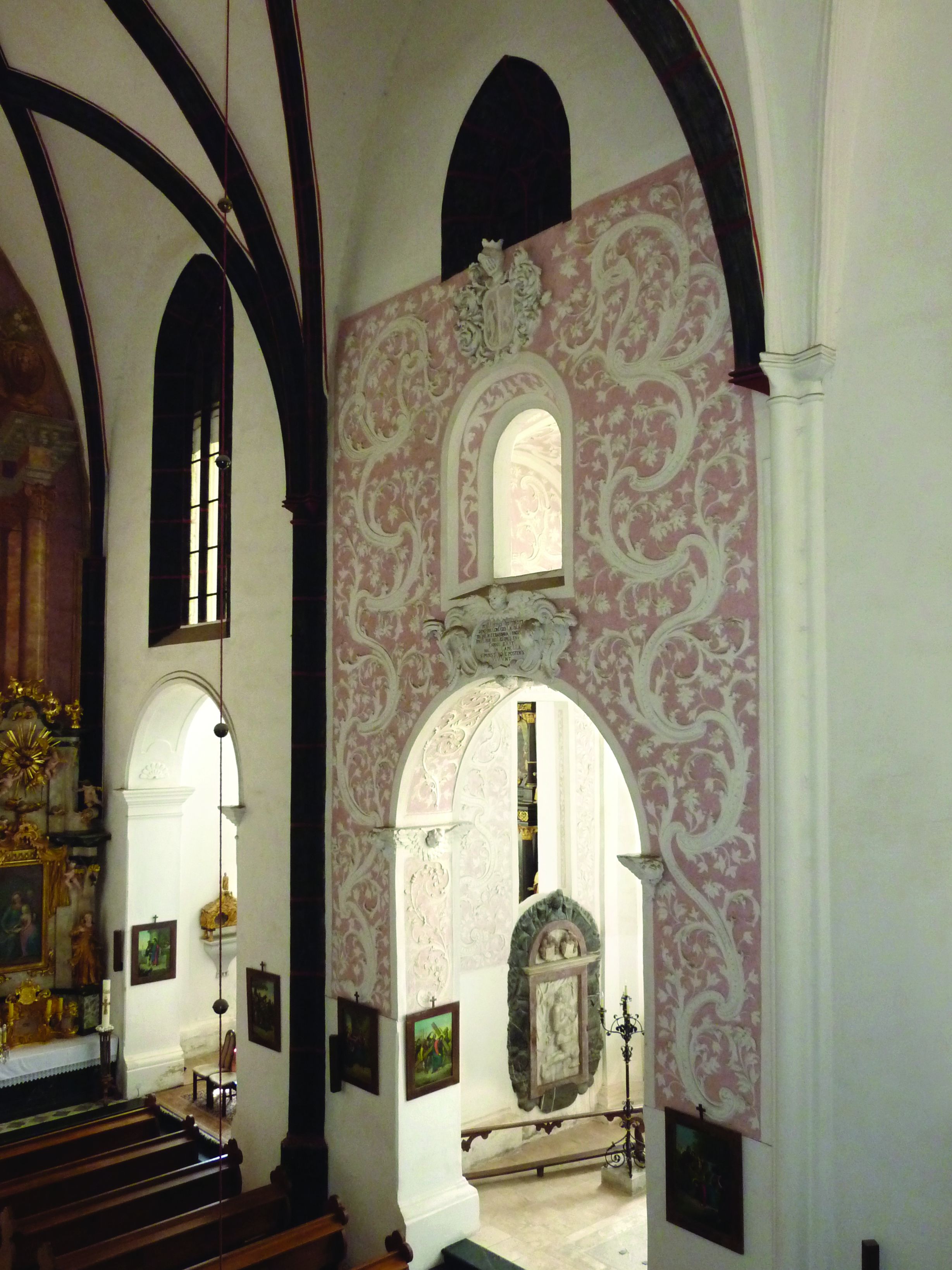 <p>kapela s obiteljskom grobnicom župne crkve Bezgre&scaron;noga začeća Blažene Djevice Marije, Lepoglava</p>