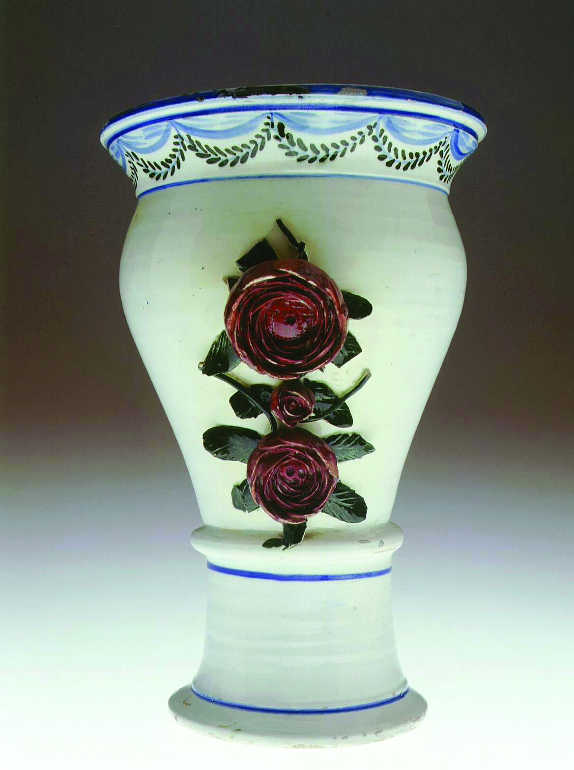 <p>vaza, druga polovica XIX. st., Krapinske kamenine; MUO</p>