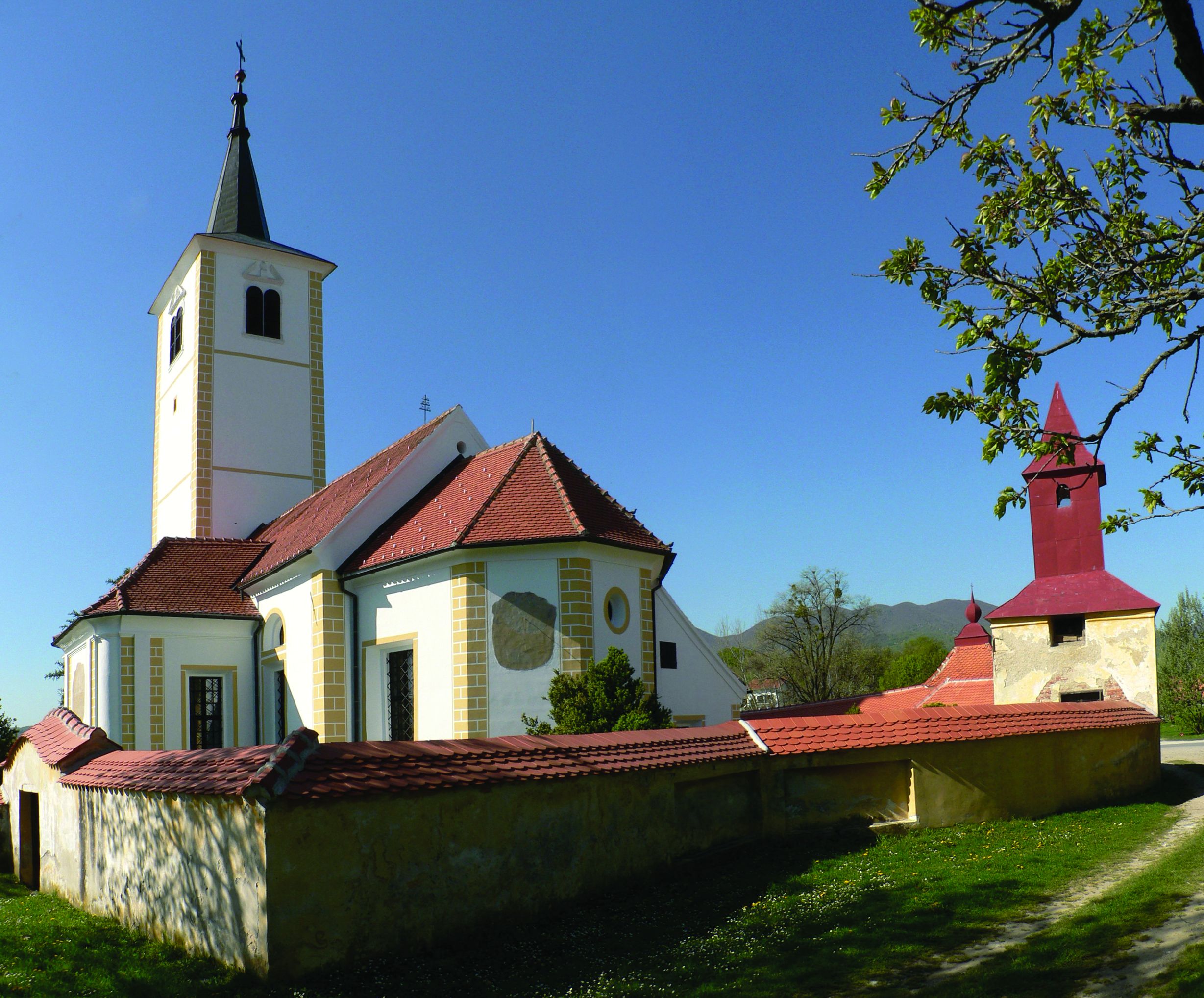 <p>župna crkva sv. Marije Snježne</p>
