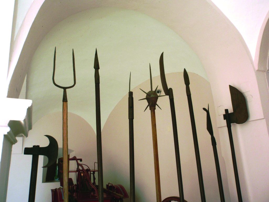 <p>postav Muzeja</p>