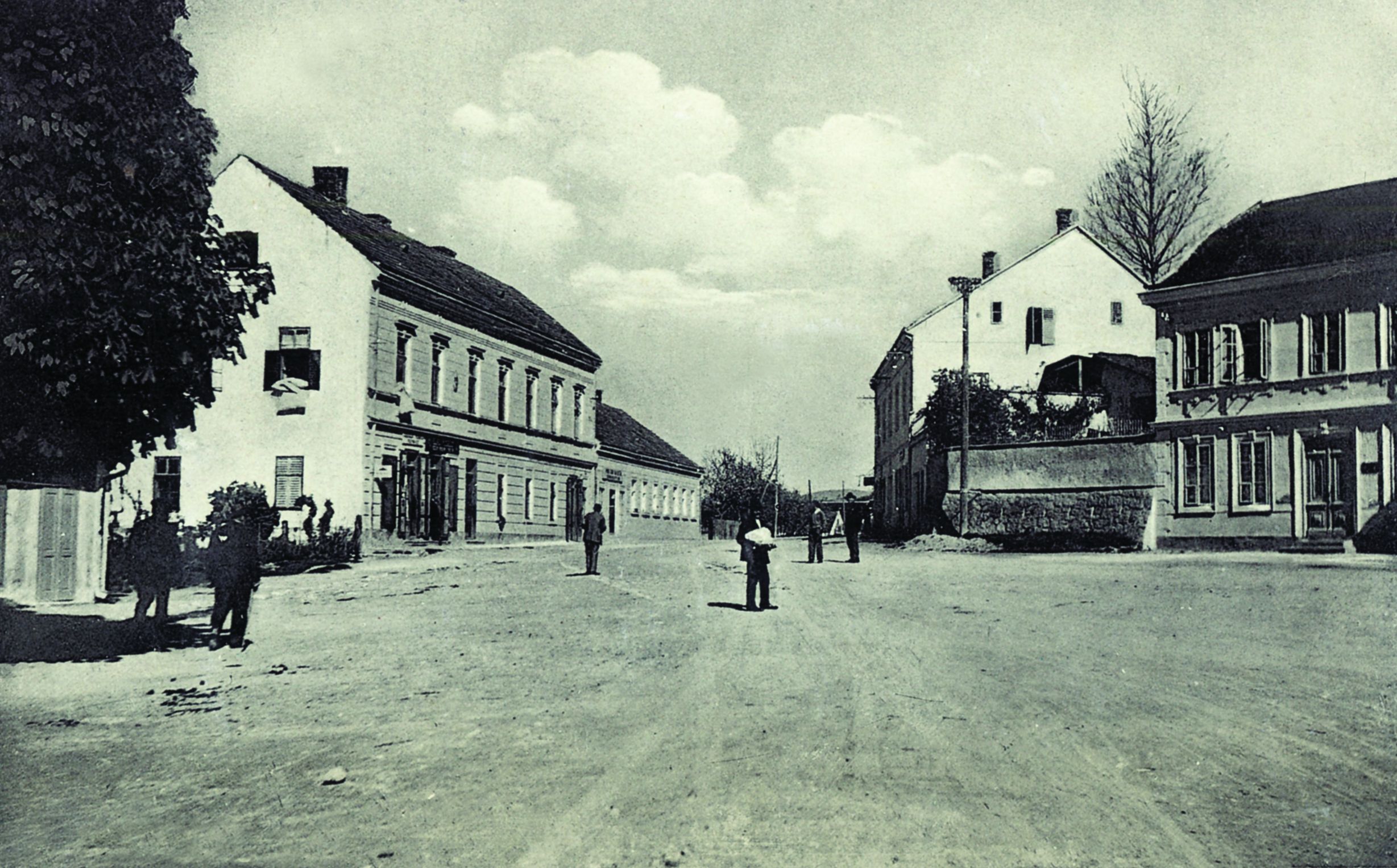 <p>gradsko sredi&scaron;te, oko 1920.</p>