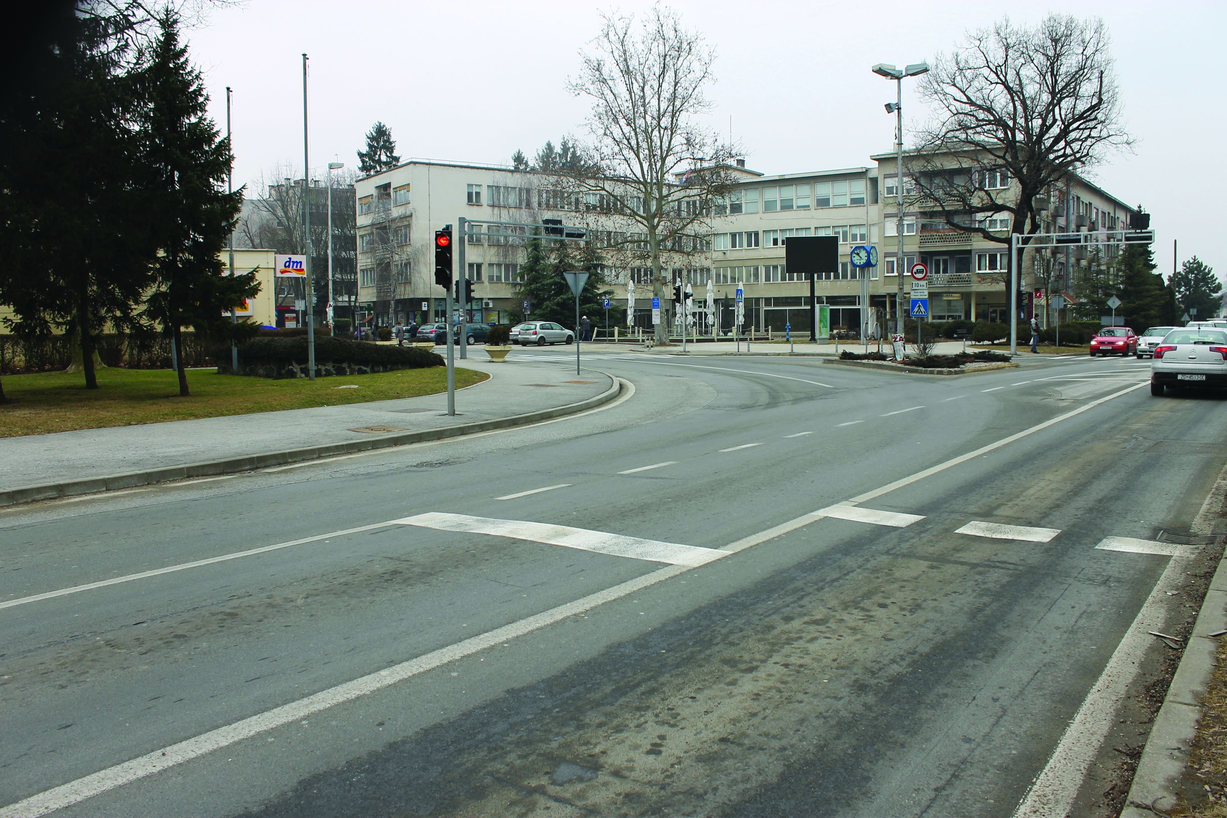 <p>zgrada općine</p>