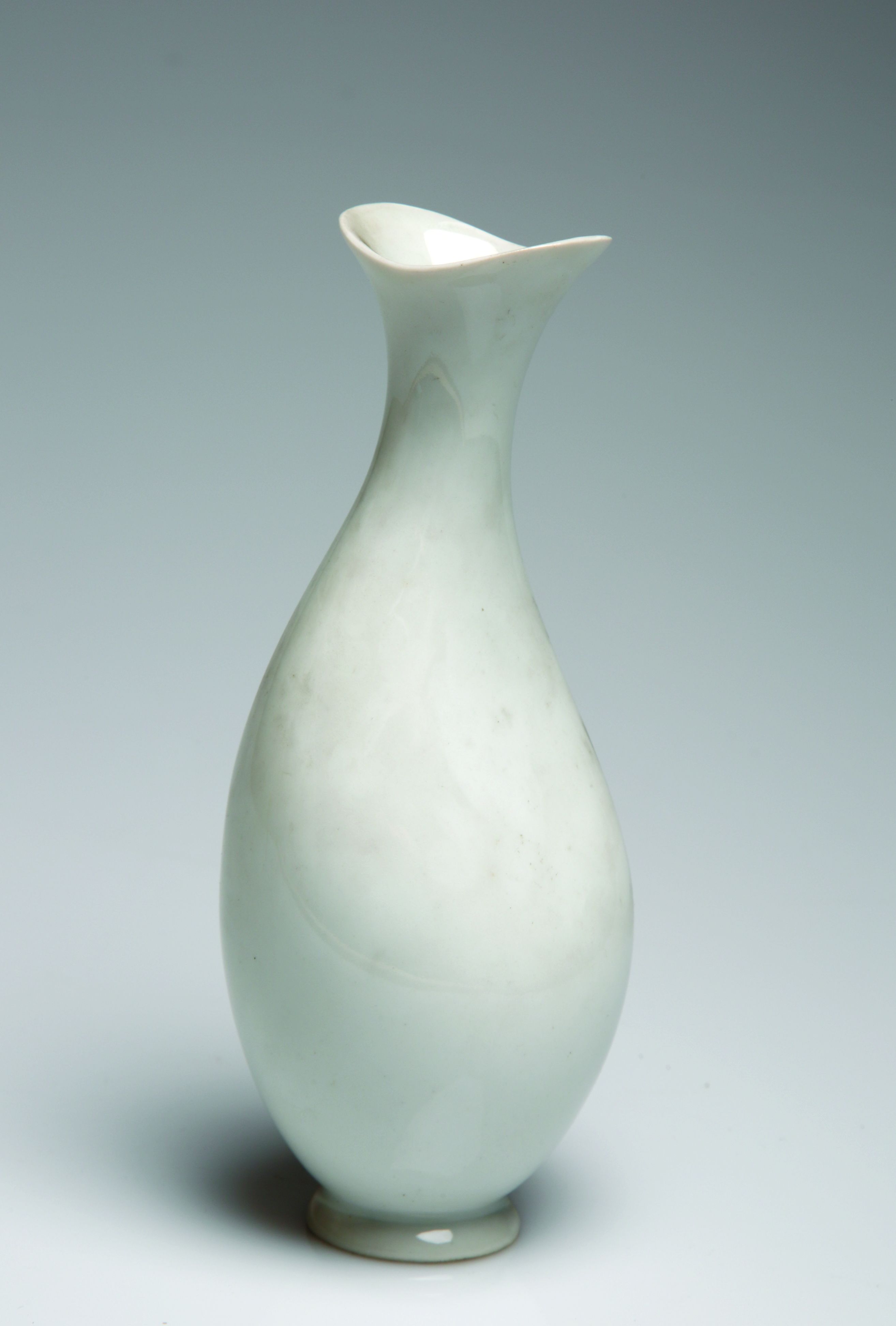 <p>vazica, oko 1953; MUO</p>